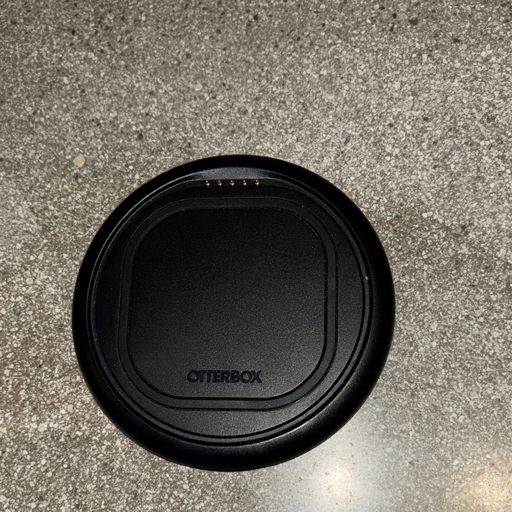 OtterBox Black Wireless Charger